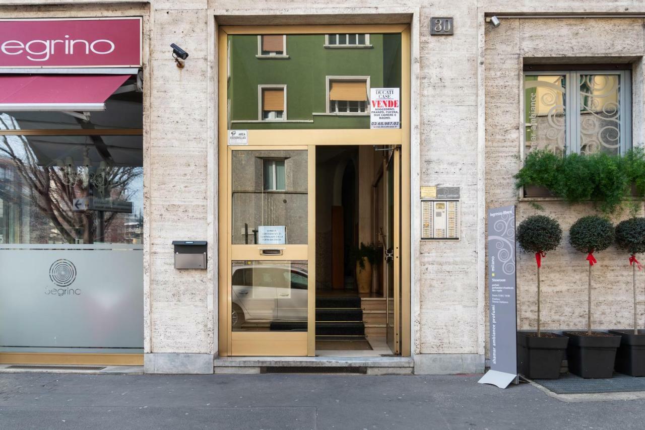 Flatty Apartments- Alserio Milan Bagian luar foto